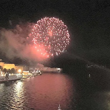 فندق مبيت وإفطار La Terrazza Sul Mare 3*